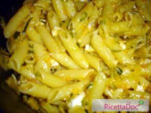 Pasta con crema di zucca e pistacchi