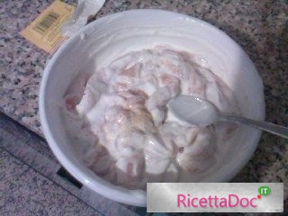 Pollo allo yogurt