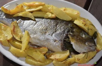 Orata al forno con contorno di patate