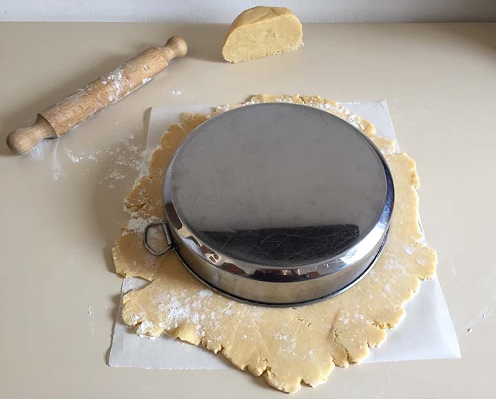 Torta con ricotta e crema pasticcera