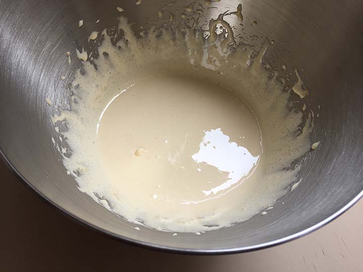 Crostata integrale con crema pasticcera e fragole